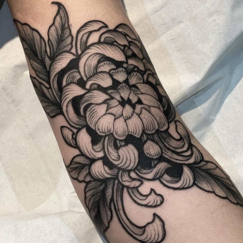 floral tattoo