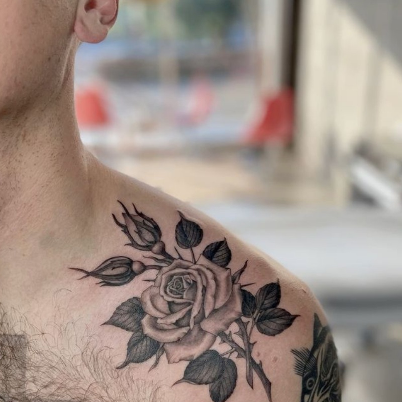floral tattoo