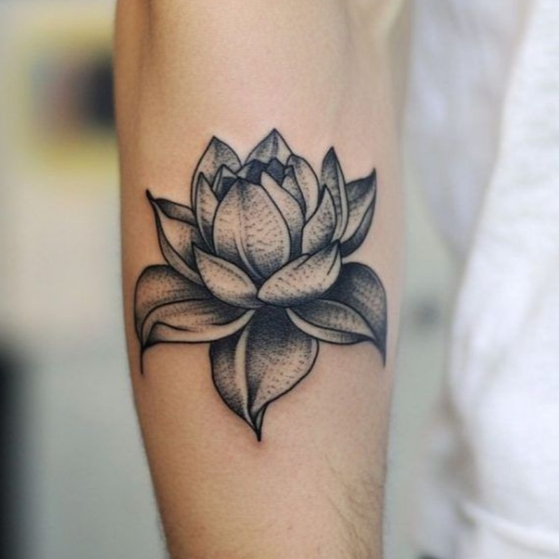 floral tattoo