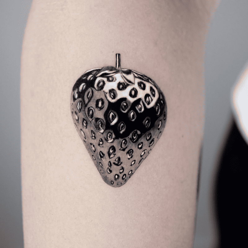 Micro realism tattoo