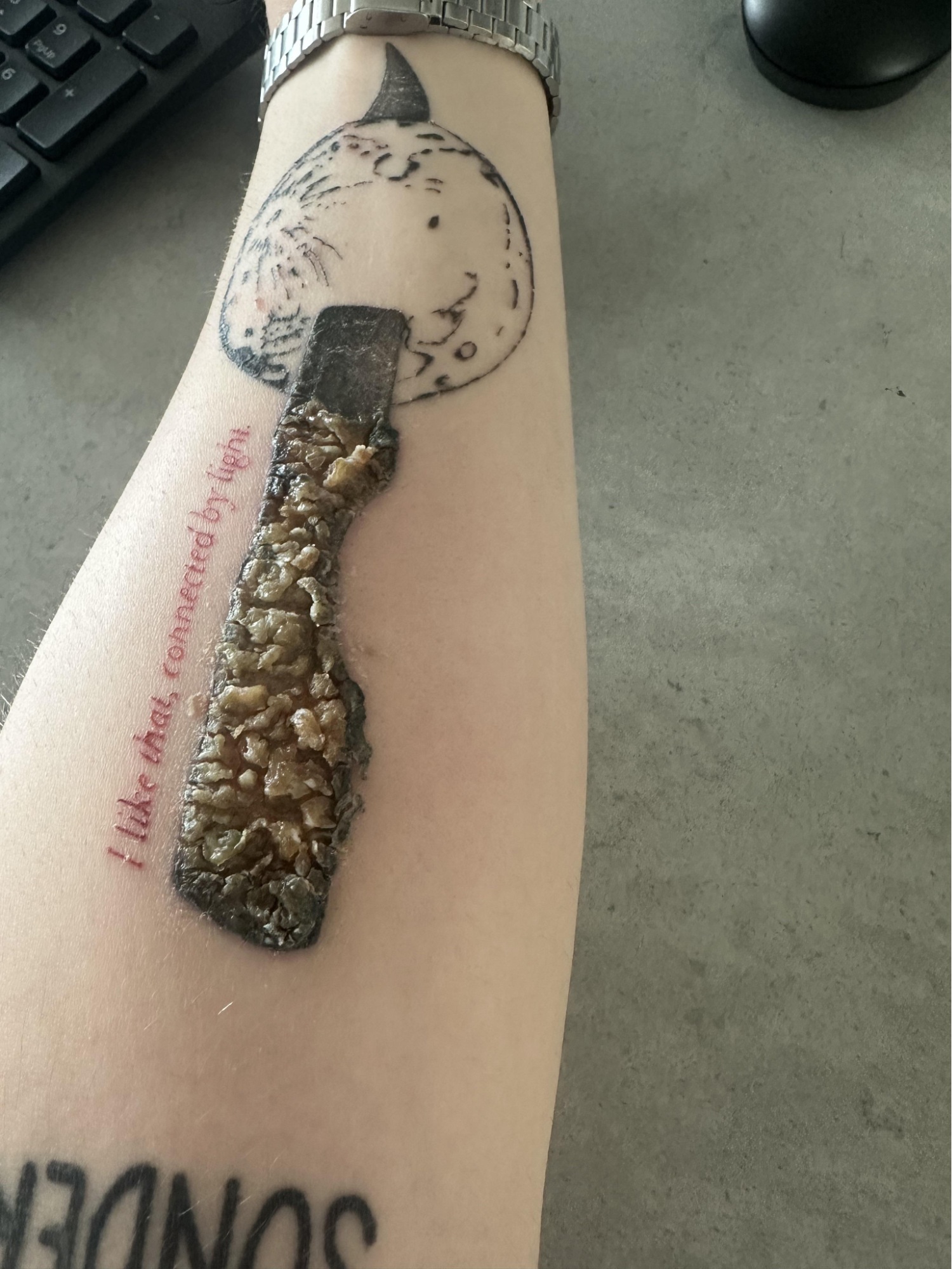 tattoo scabbing